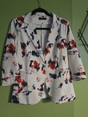 BENINOS Floral Print White Blazer with Red & Navy Accents